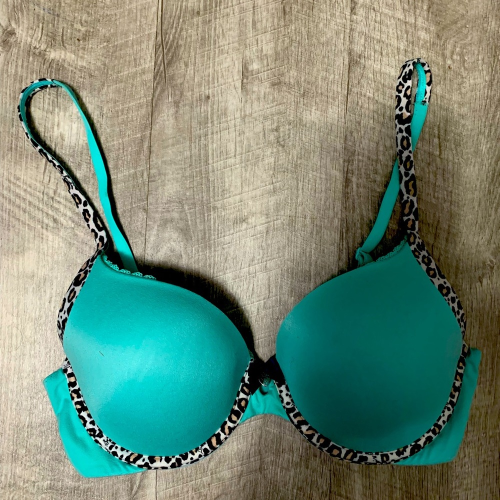 Victoria Secret Bra Size 32D